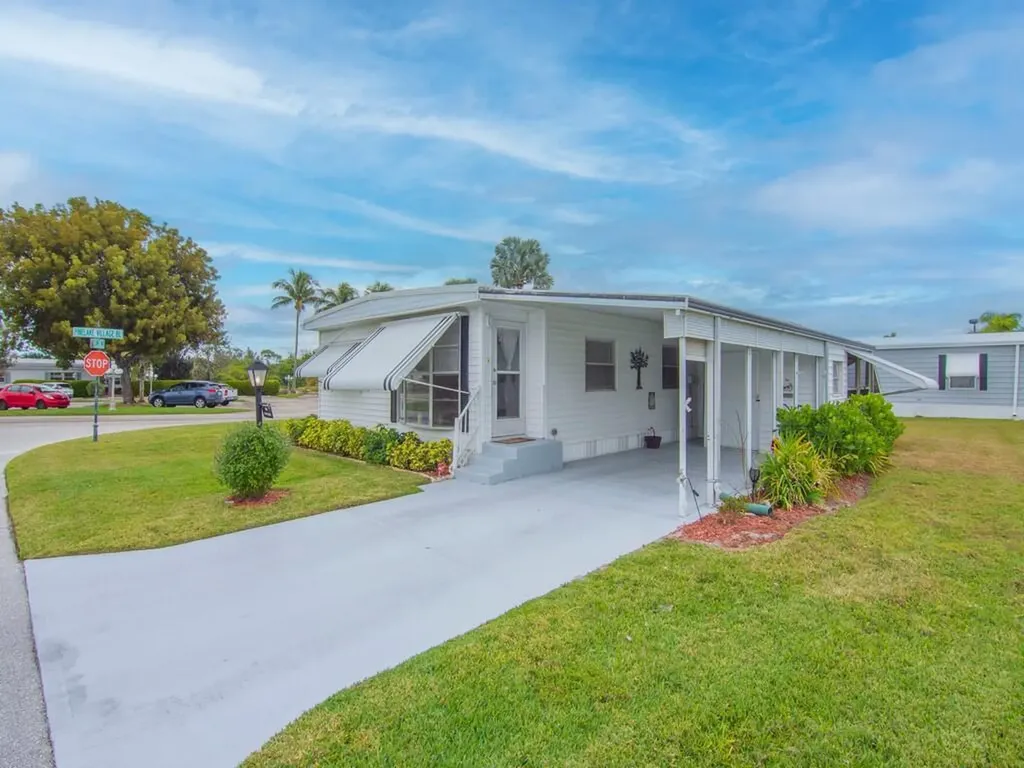 258 Ne Cameo Way Jensen Beach FL 34957