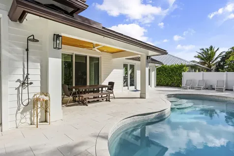 9806 Se Landing Place Tequesta FL 33469