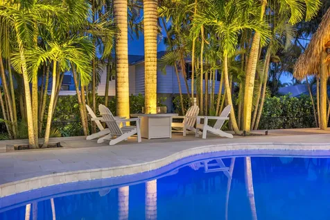 9806 Se Landing Place Tequesta FL 33469