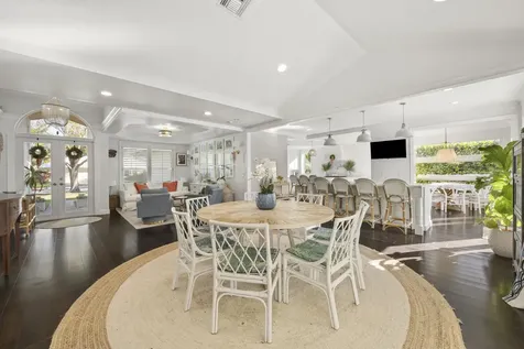 9806 Se Landing Place Tequesta FL 33469