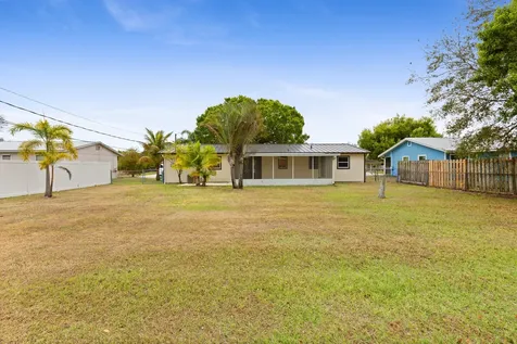 762 Ne Lanfair Street Port Saint Lucie FL 34983