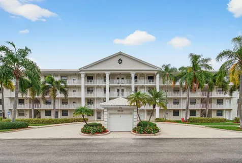 6049 Balboa Circle Boca Raton FL 33433