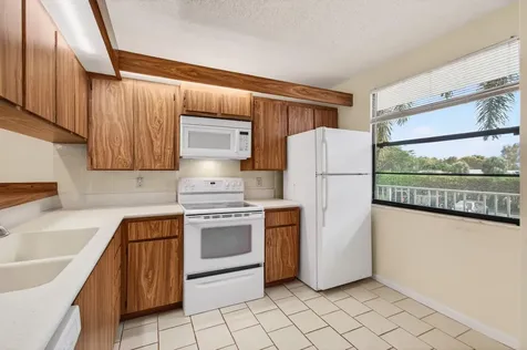 6049 Balboa Circle Boca Raton FL 33433