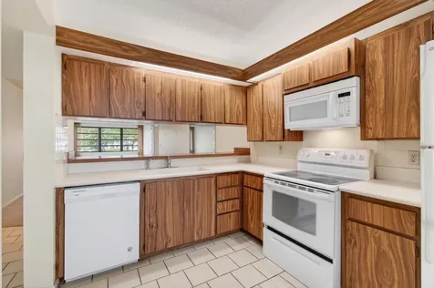 6049 Balboa Circle Boca Raton FL 33433