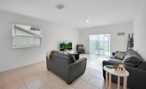 1812 Se Camilo Street Port Saint Lucie FL 34952