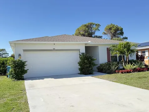 1812 Se Camilo Street Port Saint Lucie FL 34952