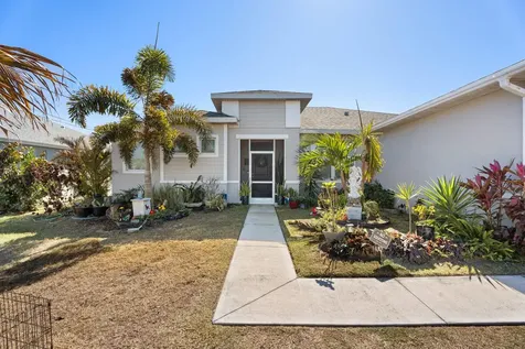1568 Sw Abacus Avenue Port Saint Lucie FL 34953
