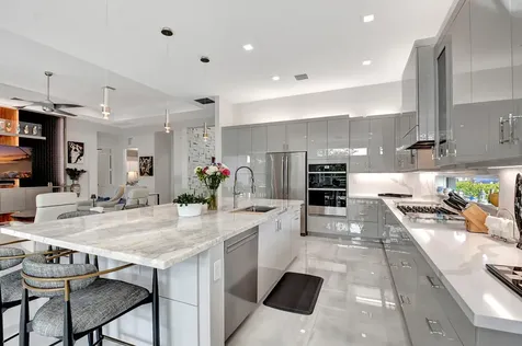 9828 Pecorino Isle Boynton Beach FL 33473