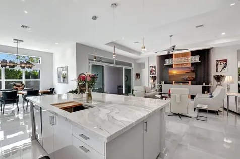 9828 Pecorino Isle Boynton Beach FL 33473