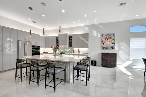 9828 Pecorino Isle Boynton Beach FL 33473