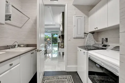 9828 Pecorino Isle Boynton Beach FL 33473