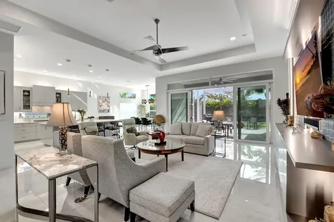 9828 Pecorino Isle Boynton Beach FL 33473
