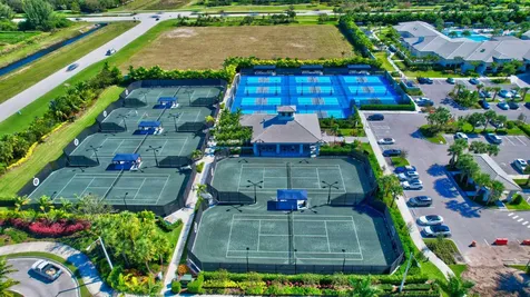 9828 Pecorino Isle Boynton Beach FL 33473