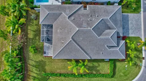 9828 Pecorino Isle Boynton Beach FL 33473