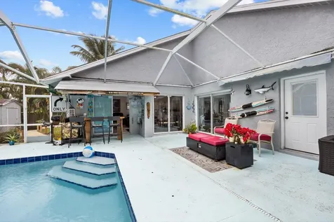 314 Sw Majestic Terrace Port Saint Lucie FL 34984