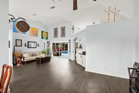 314 Sw Majestic Terrace Port Saint Lucie FL 34984