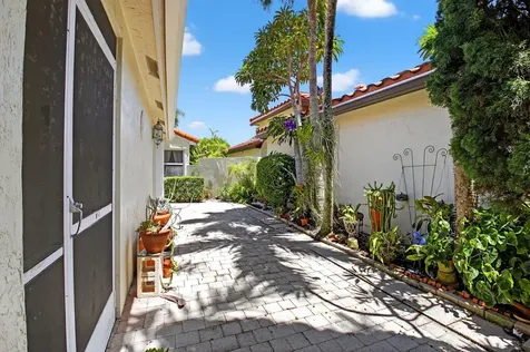 11563 Colonnade Drive Boynton Beach FL 33437