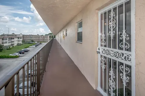 711 Lori Drive Palm Springs FL 33461