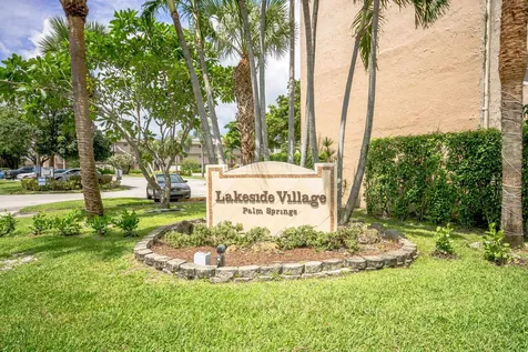 711 Lori Drive Palm Springs FL 33461