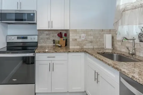 711 Lori Drive Palm Springs FL 33461