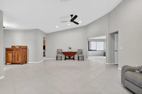 870 Nw 32nd Avenue Delray Beach FL 33445