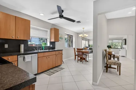 870 Nw 32nd Avenue Delray Beach FL 33445