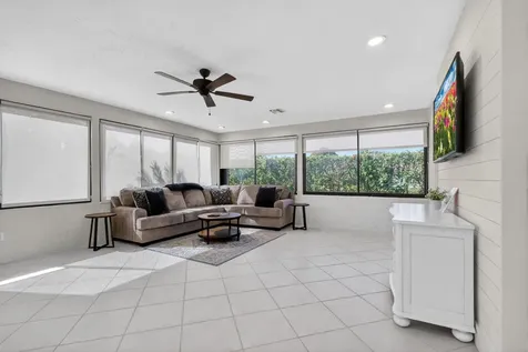 870 Nw 32nd Avenue Delray Beach FL 33445