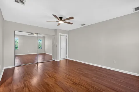 870 Nw 32nd Avenue Delray Beach FL 33445