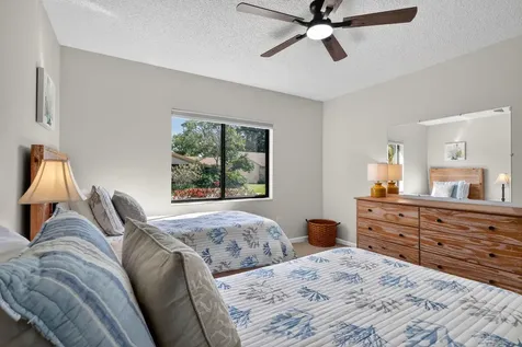 870 Nw 32nd Avenue Delray Beach FL 33445