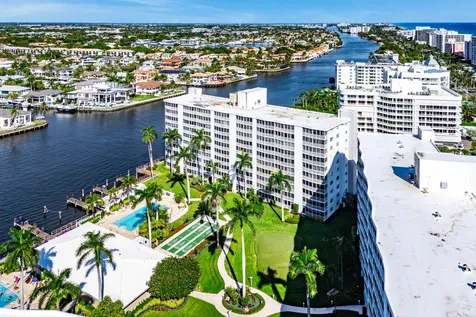 3212 S Ocean Boulevard Highland Beach FL 33487