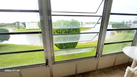 4079 Cornwall D Boca Raton FL 33434