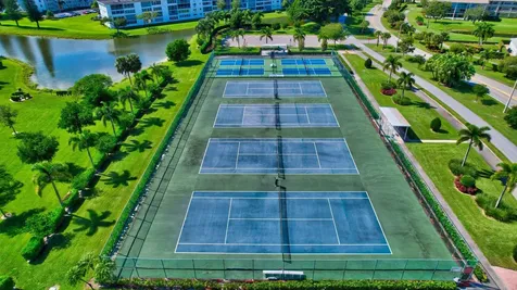 4079 Cornwall D Boca Raton FL 33434