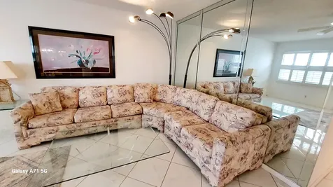 4079 Cornwall D Boca Raton FL 33434