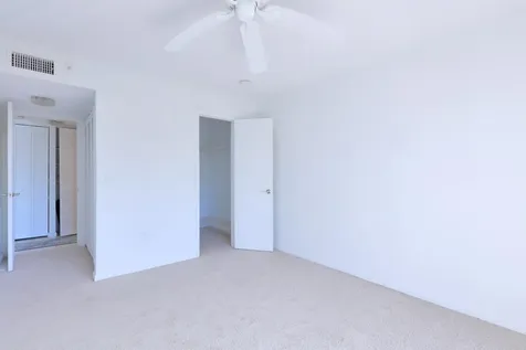 1516 S Lakeside Drive Lake Worth Beach FL 33460
