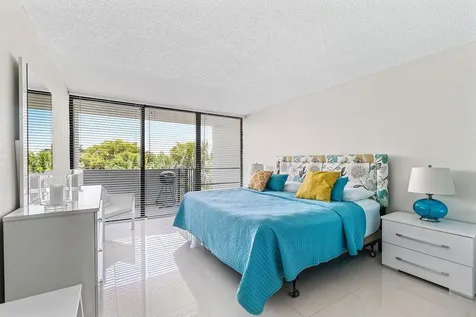 1830 Embassy Drive West Palm Beach FL 33401