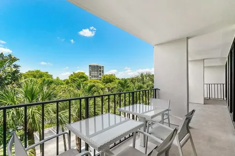 1830 Embassy Drive West Palm Beach FL 33401