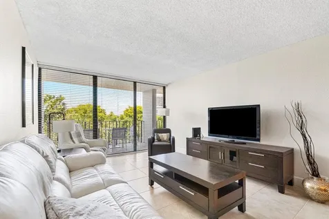 1830 Embassy Drive West Palm Beach FL 33401