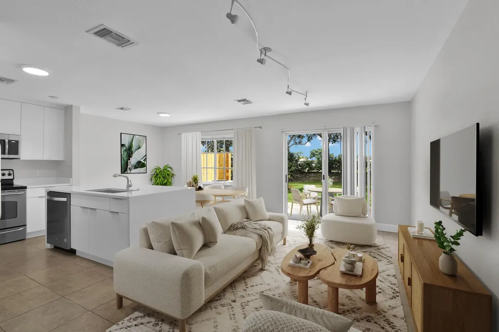 6599 Old Farm Trail Boynton Beach FL 33437