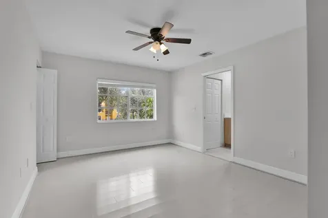 6599 Old Farm Trail Boynton Beach FL 33437
