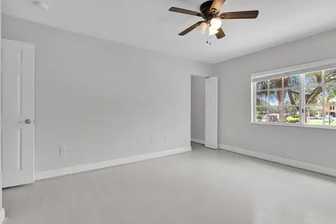 6599 Old Farm Trail Boynton Beach FL 33437