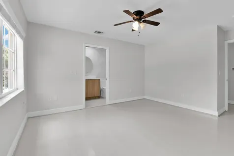 6599 Old Farm Trail Boynton Beach FL 33437