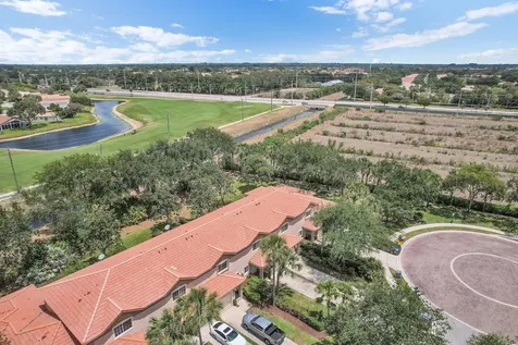 6599 Old Farm Trail Boynton Beach FL 33437