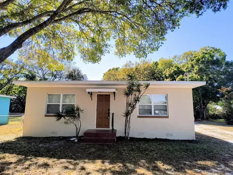 1215 Soltman Avenue Fort Pierce FL 34950