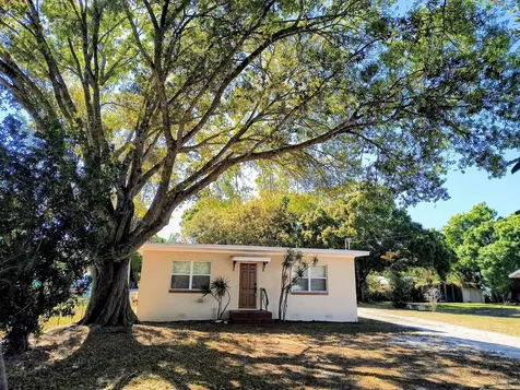 1215 Soltman Avenue Fort Pierce FL 34950