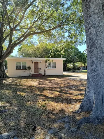 1215 Soltman Avenue Fort Pierce FL 34950