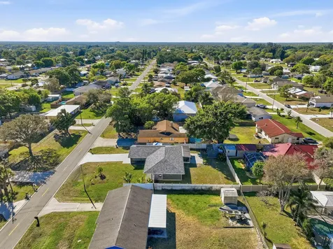 5501 Palm Drive Fort Pierce FL 34982