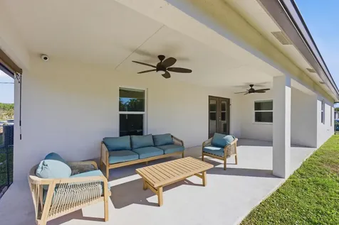 18932 42nd Road The Acreage FL 33470
