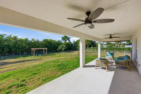 18932 42nd Road The Acreage FL 33470
