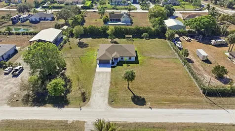 18932 42nd Road The Acreage FL 33470