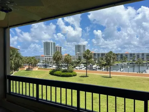 1030 Us Highway 1 North Palm Beach FL 33408